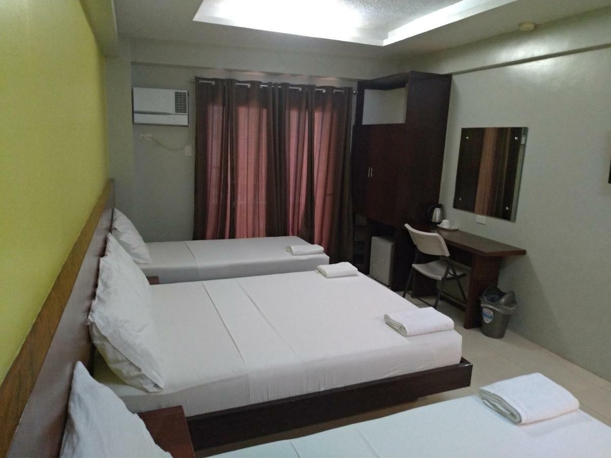 Lsm Square Residences Balabag  Luaran gambar