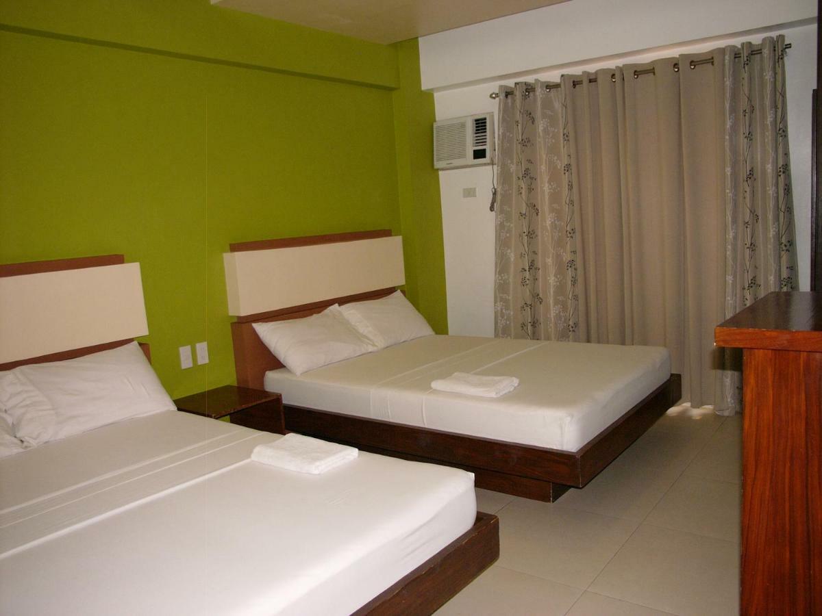 Lsm Square Residences Balabag  Luaran gambar