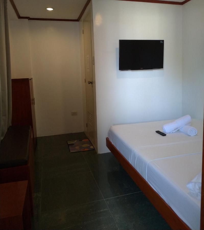 Lsm Square Residences Balabag  Luaran gambar